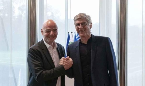 国际足联120周年纪念 听听温格对足球发展的感言