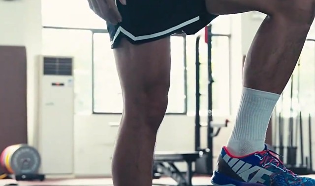 开云娱乐-眼神坚毅！崔永熙已回到广东进行恢复训练